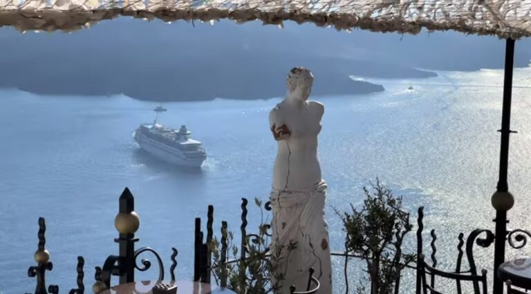 Santorini Greece Travel Guide 2023