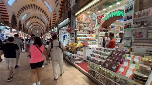 Shopping at Egyptian Bazaar 