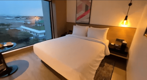 Aloft Hotel - Mumbai India Travel Guide 2023