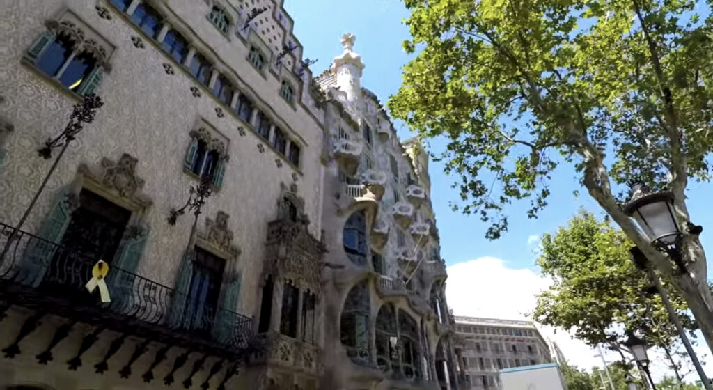 Casa Battlo - Best Things To Do In Barcelona Spain 2023